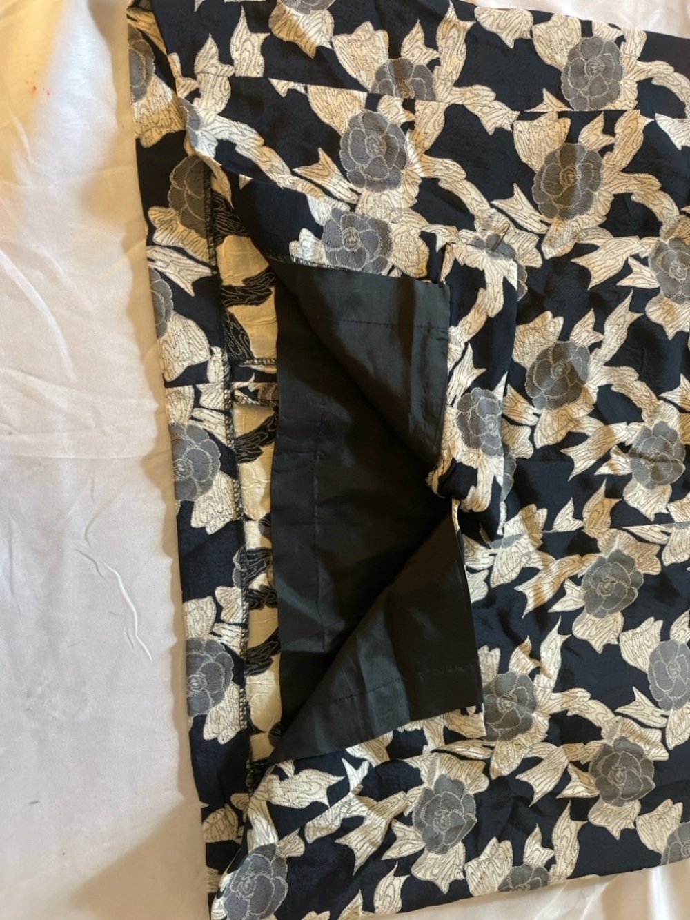 Ann Taylor Floral A-Line Skirt Size 12 Black Cream Fully Lined Career Classic - Picture 9 of 14